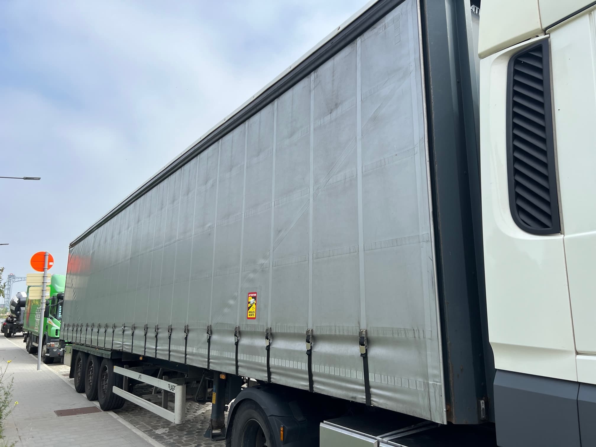 Semi Trailer LAG 2008
